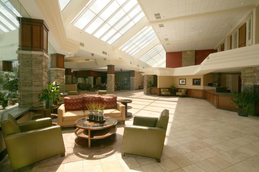 Готель Doubletree By Hilton Madison East Екстер'єр фото