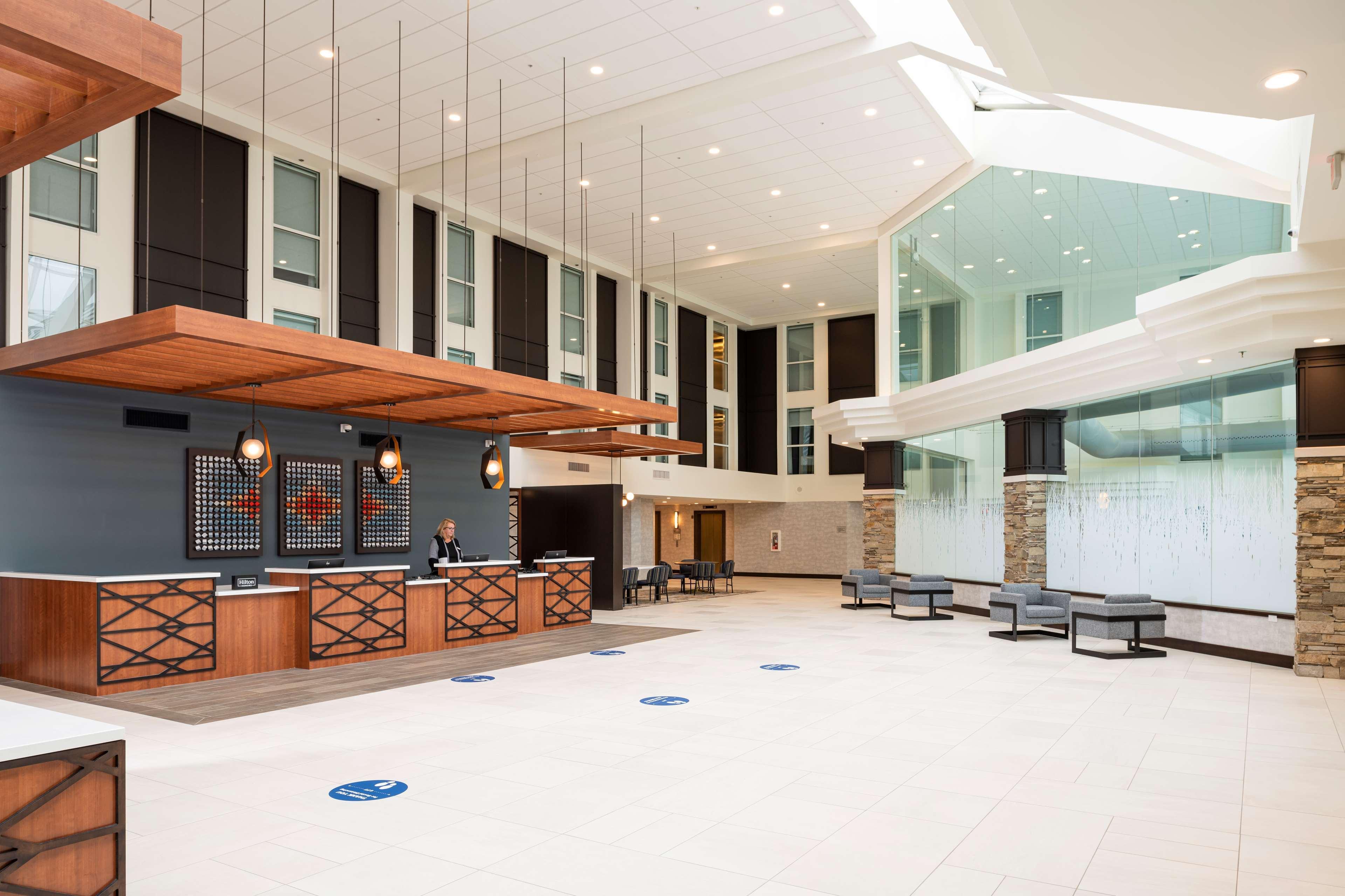 Готель Doubletree By Hilton Madison East Екстер'єр фото