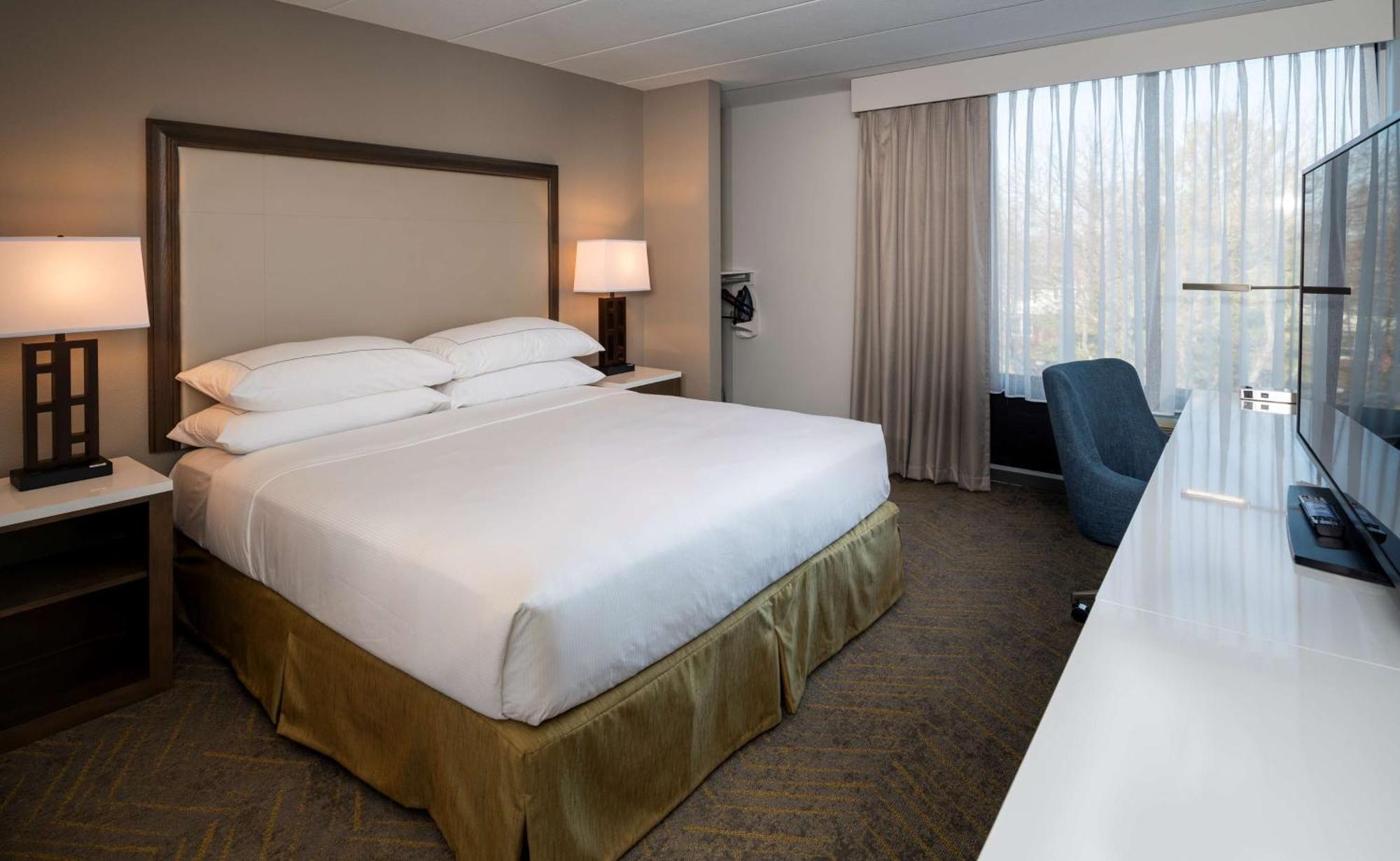 Готель Doubletree By Hilton Madison East Екстер'єр фото