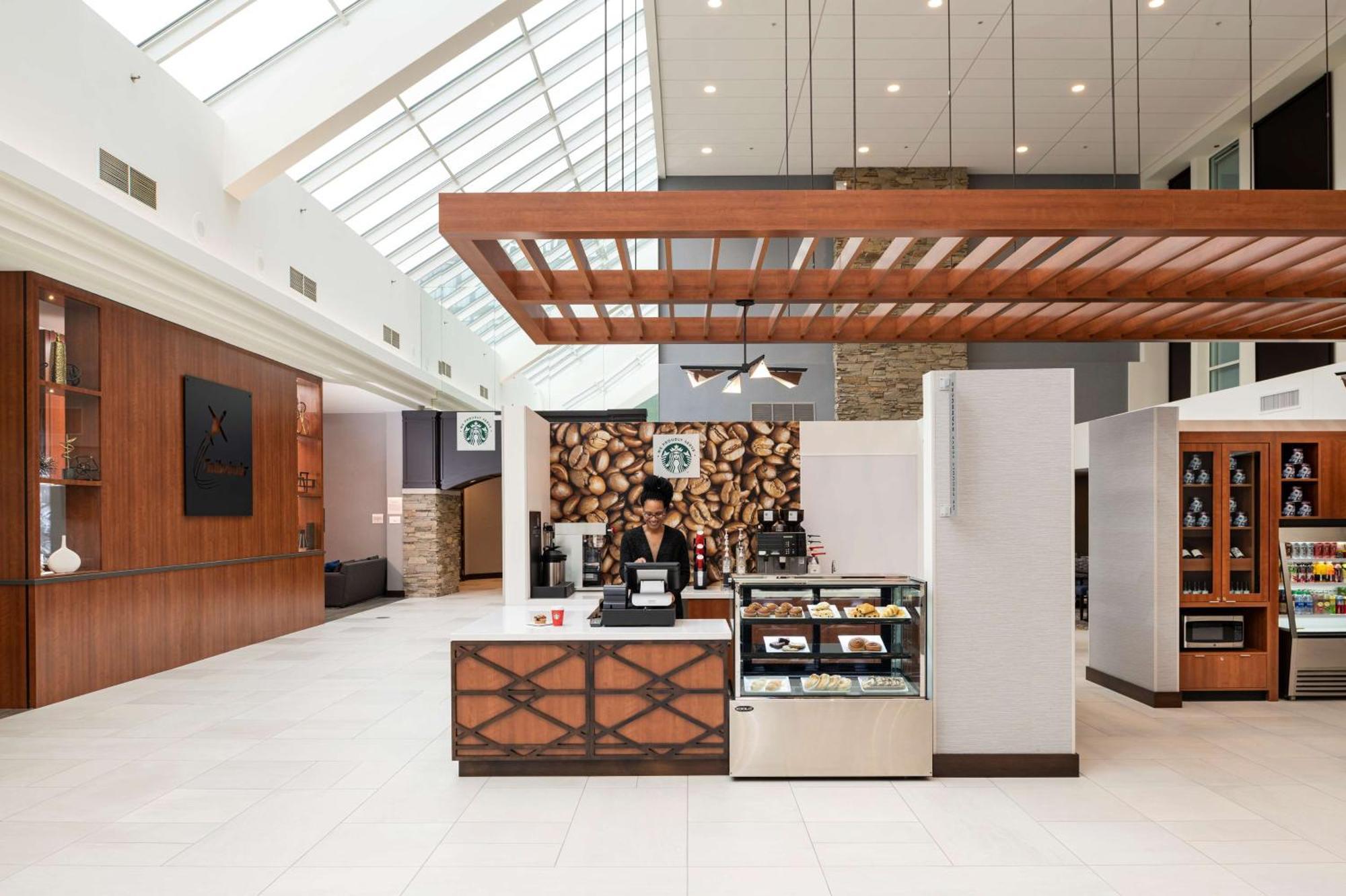 Готель Doubletree By Hilton Madison East Екстер'єр фото