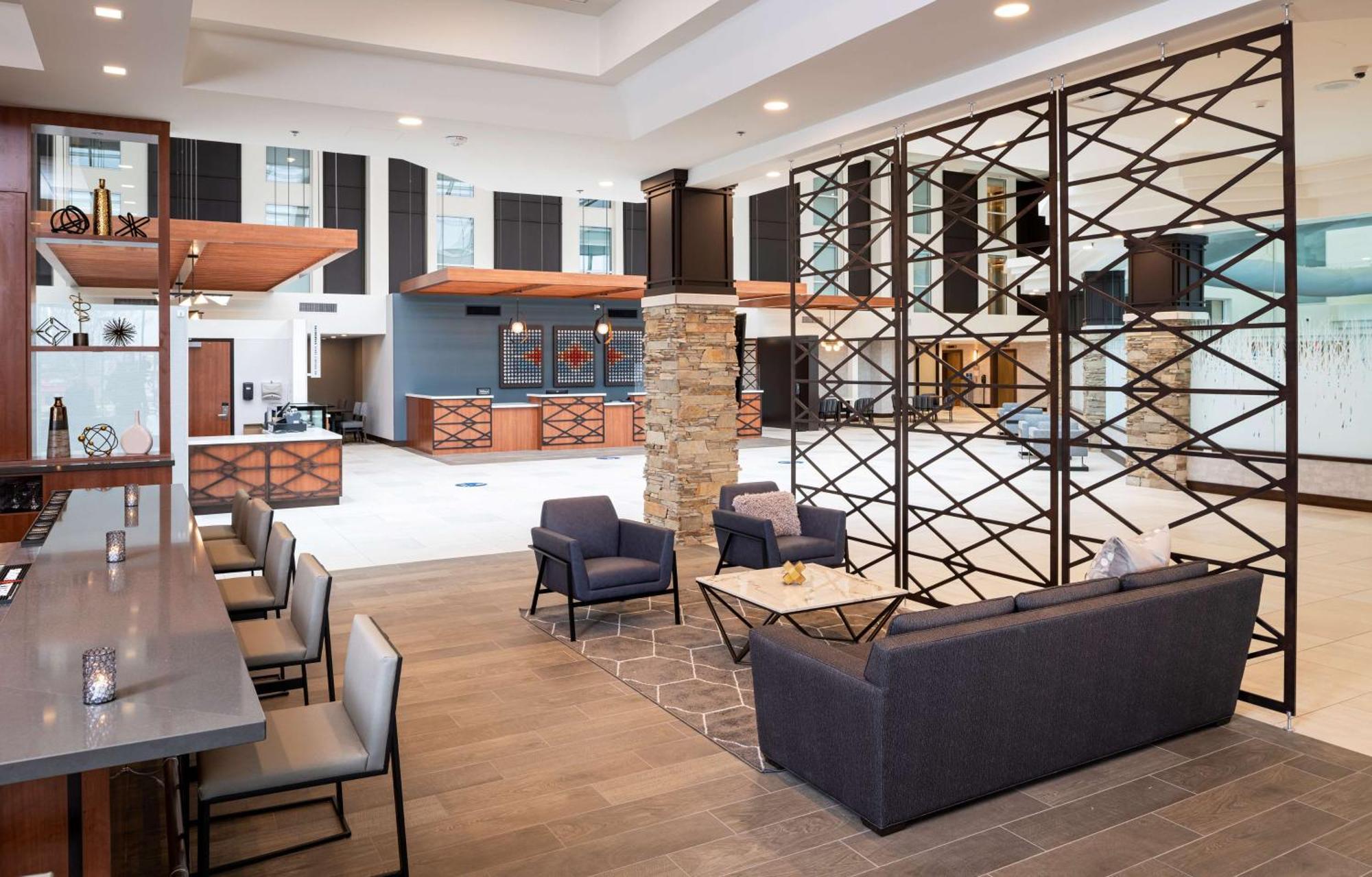 Готель Doubletree By Hilton Madison East Екстер'єр фото